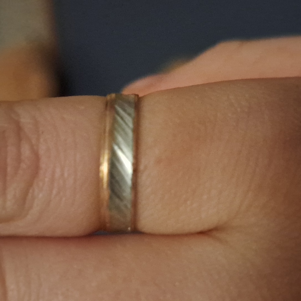 Simple ring